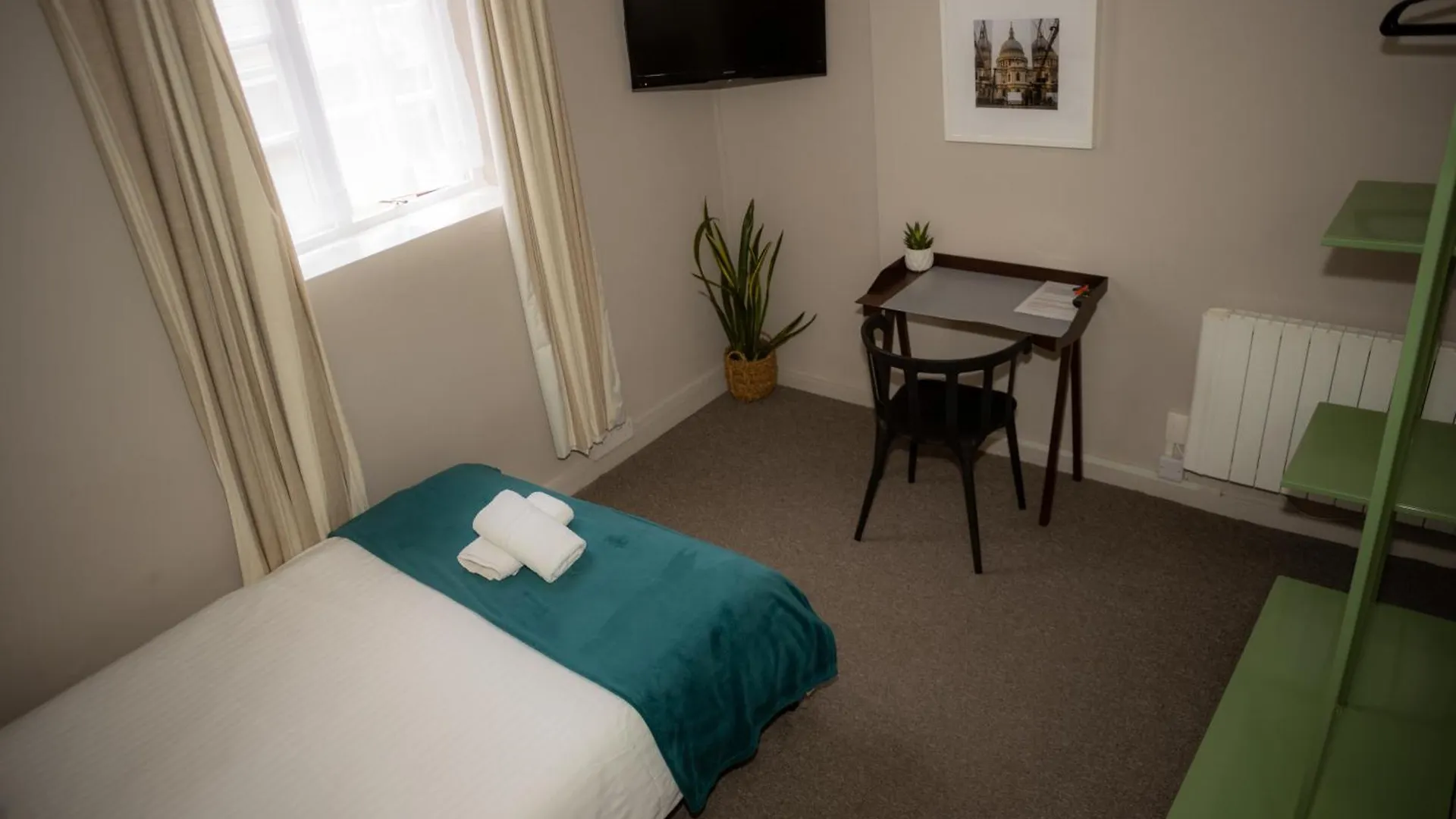 Monopoly Hotel London