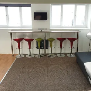 https://morgans-on-the-promenade-hotel.hotelsin-chester.com