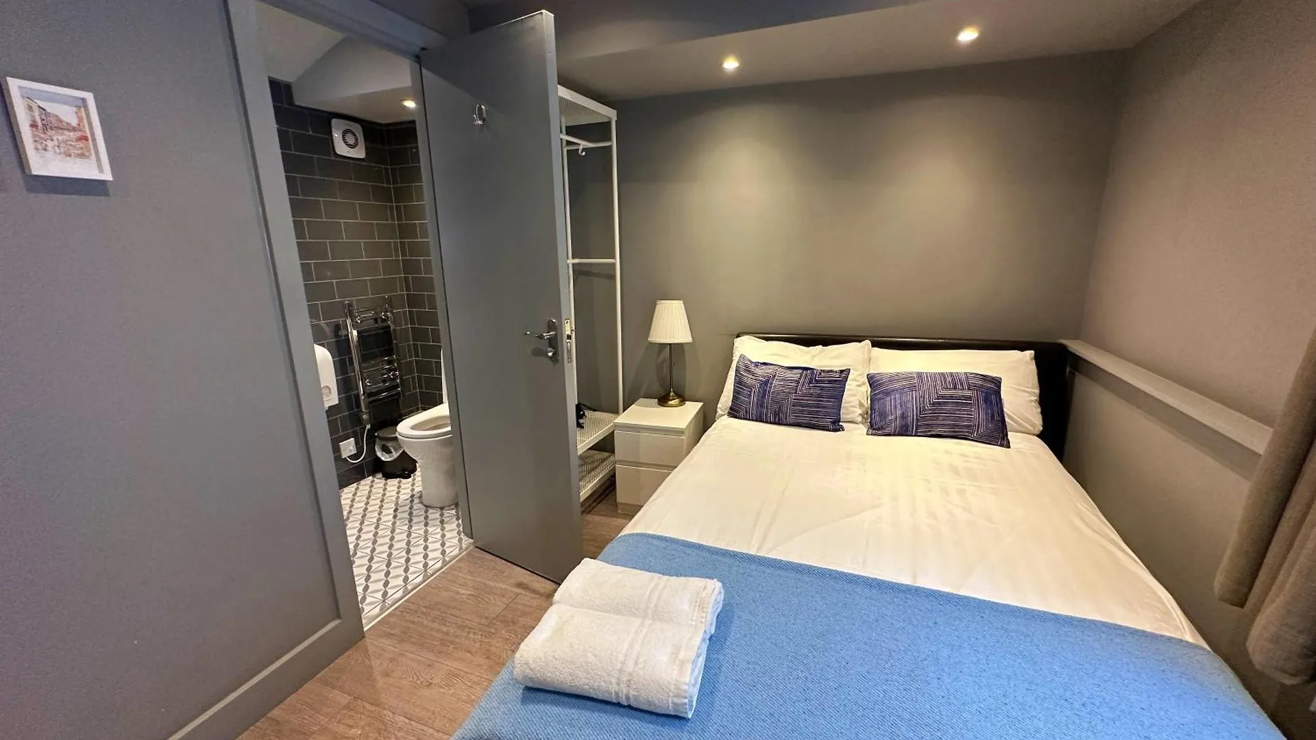 Monopoly Hotel London